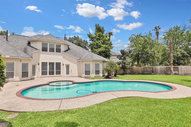 1715 Cottage Landing Lane, Houston, TX 77077