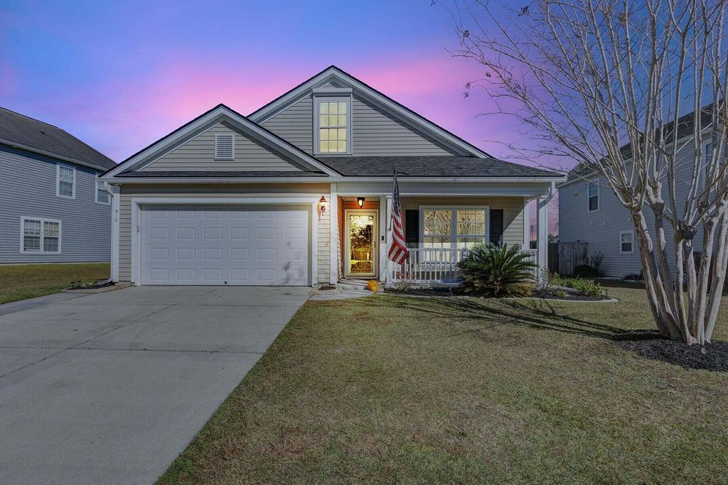 510 Evening Shade Drive, Moncks Corner, SC 29461