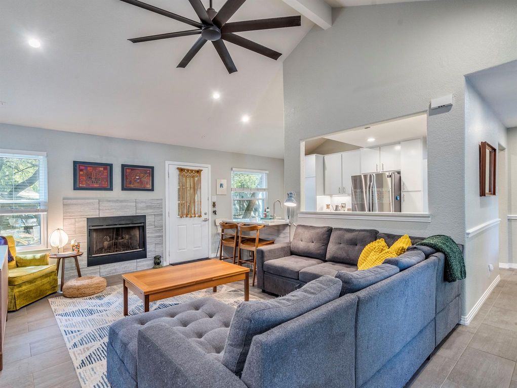 1008 Riviera DR, Cedar Park, TX 78613