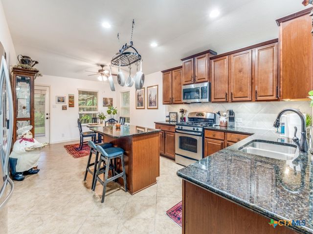 2926 Oak Branch Ridge, New Braunfels, TX 78130