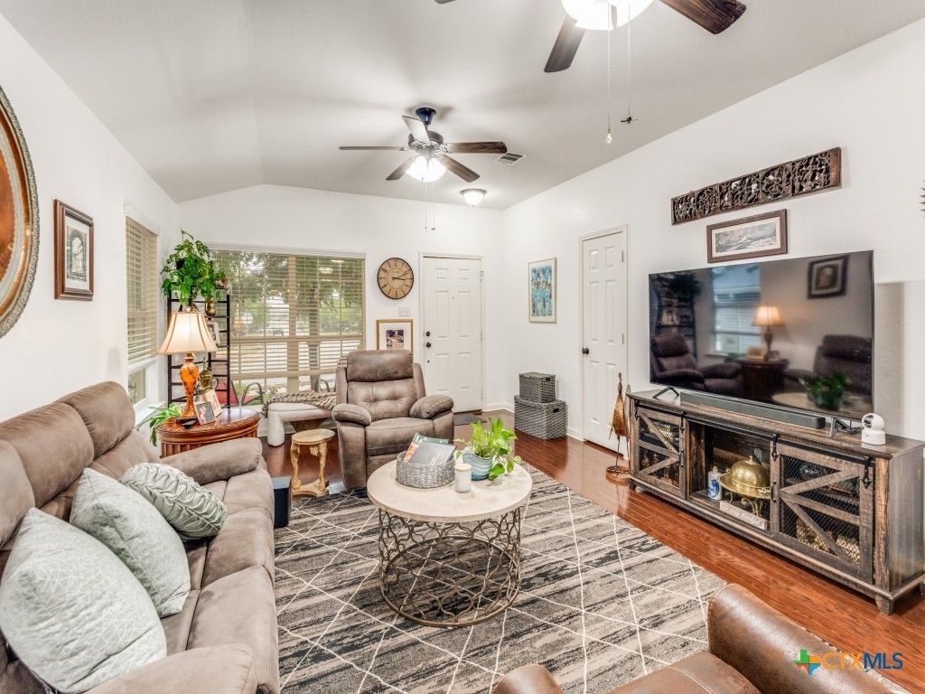 2926 Oak Branch Ridge, New Braunfels, TX 78130