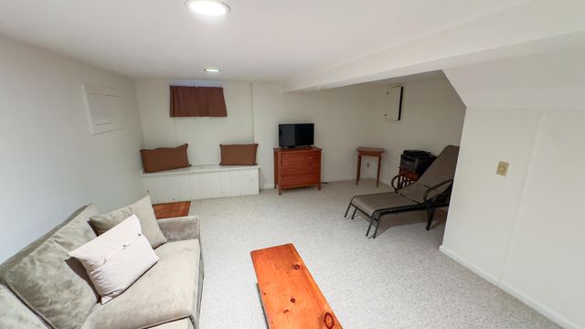 300 Buck Island Road APT 14F, West Yarmouth, MA 02673