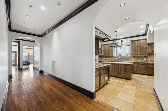 4119 Allen St, Houston, TX 77007