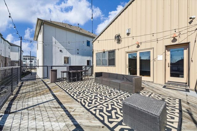 4119 Allen St, Houston, TX 77007