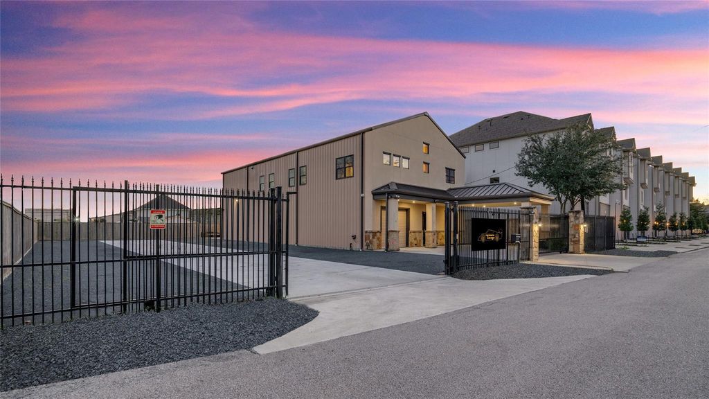 4119 Allen St, Houston, TX 77007