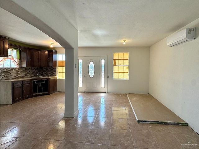 6611 Roulette Street, Edinburg, TX 78542