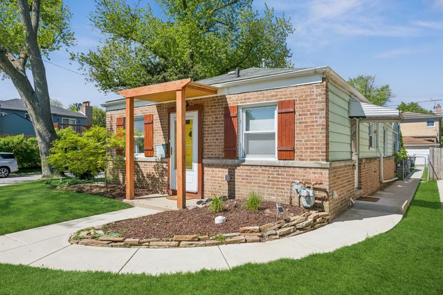 7900 Karlov Avenue, Skokie, IL 60076