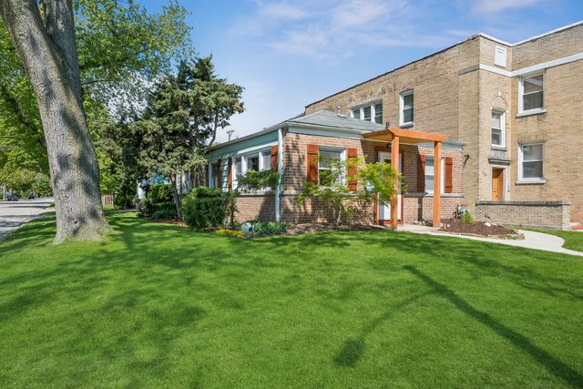 7900 Karlov Avenue, Skokie, IL 60076