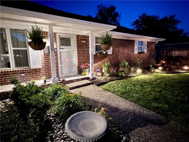 715 Maria Street, Springdale, AR 72762