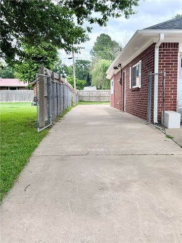 715 Maria Street, Springdale, AR 72762