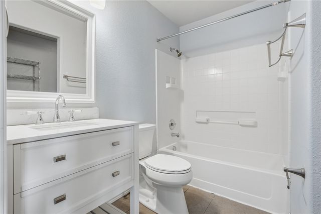 131 Janecek, Rockport, TX 78382