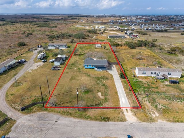 131 Janecek, Rockport, TX 78382