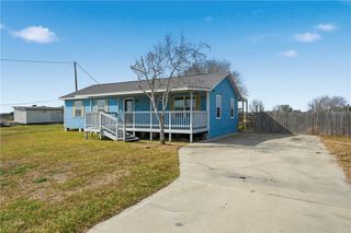 131 Janecek, Rockport, TX 78382