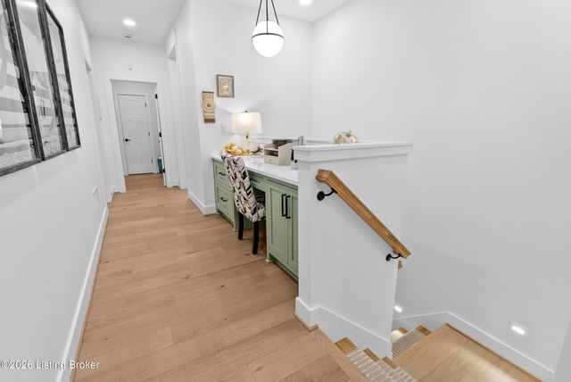 5204 Spring Mist Ct, Prospect, KY 40059