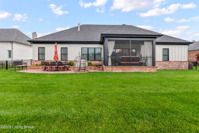 5204 Spring Mist Ct, Prospect, KY 40059