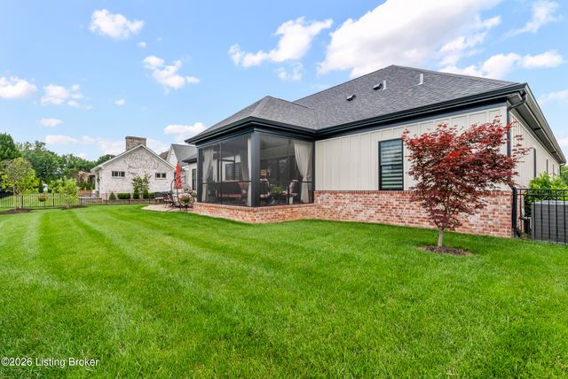 5204 Spring Mist Ct, Prospect, KY 40059