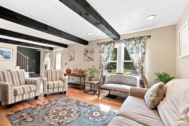 7 Chute Rd, Newbury, MA 01922