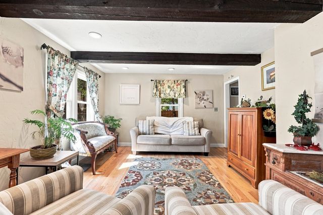 7 Chute Rd, Newbury, MA 01922
