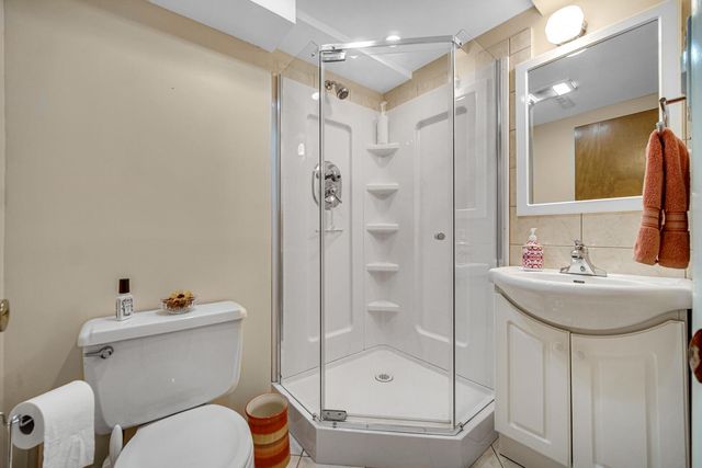 9544 Hawthorne Drive, Munster, IN 46321
