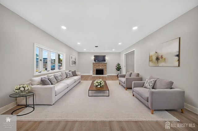 3 Innes Road, East Brunswick, NJ 08816