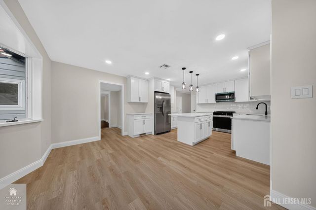 3 Innes Road, East Brunswick, NJ 08816