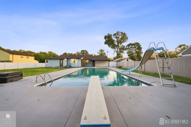 3 Innes Road, East Brunswick, NJ 08816