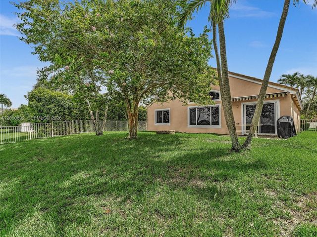 1208 NW 144th Terrace, Pembroke Pines, FL 33028