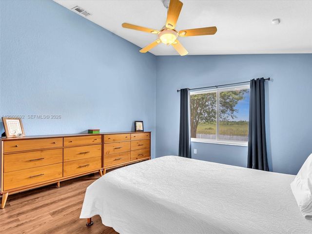 1208 NW 144th Terrace, Pembroke Pines, FL 33028