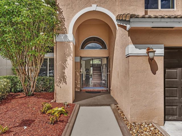 1208 NW 144th Terrace, Pembroke Pines, FL 33028