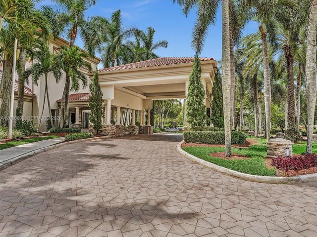 1208 NW 144th Terrace, Pembroke Pines, FL 33028