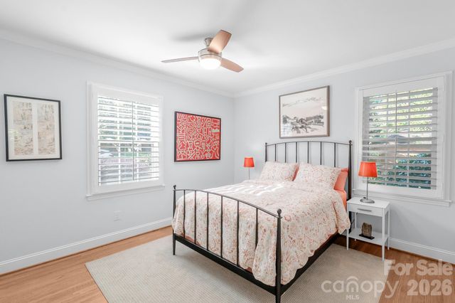 5917 Doncaster Drive, Charlotte, NC 28211