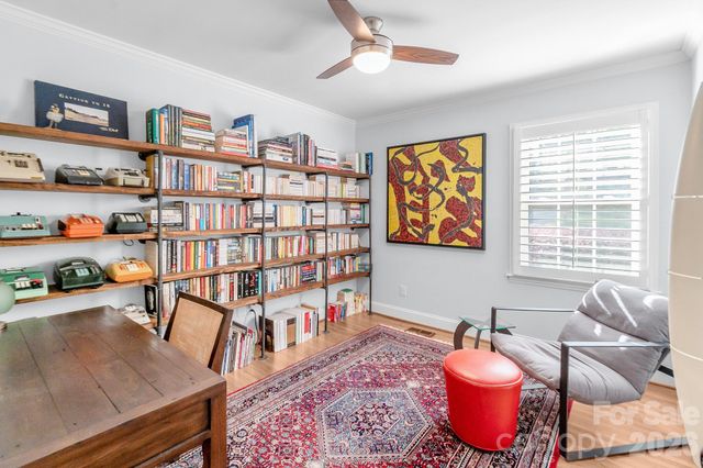 5917 Doncaster Drive, Charlotte, NC 28211