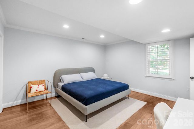 5917 Doncaster Drive, Charlotte, NC 28211