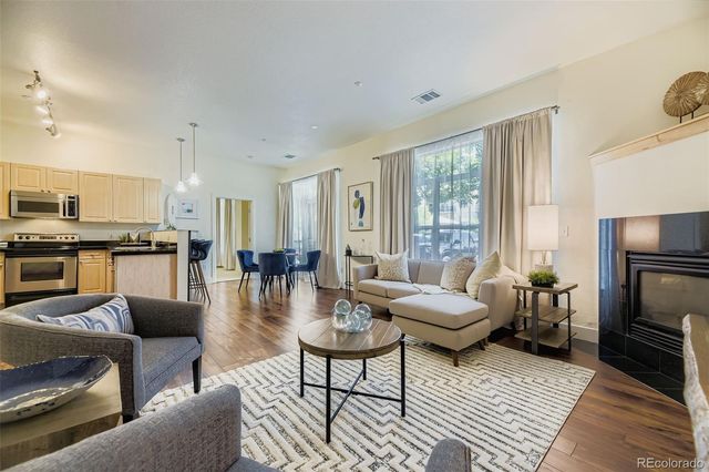 5677 S Park Place B111, Englewood, CO 80111