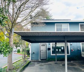 6130 Shadow Ln, Citrus Heights, CA 95621