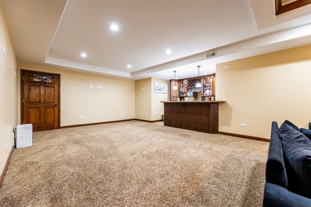 7378 Winchester Lane, Schererville, IN 46375