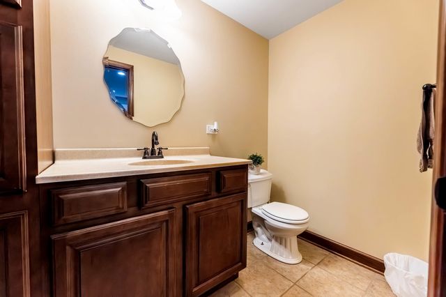 7378 Winchester Lane, Schererville, IN 46375