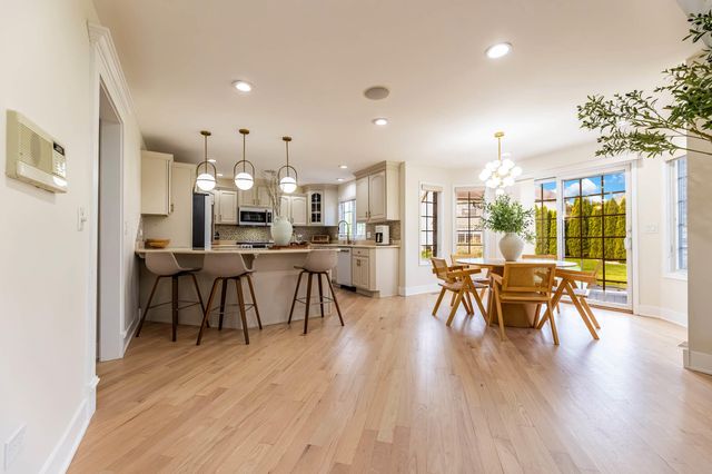 7378 Winchester Lane, Schererville, IN 46375