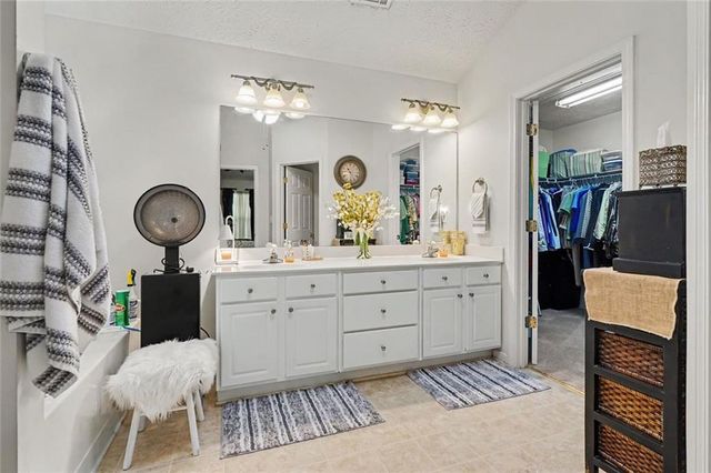 1924 Brittlebank Lane, Lawrenceville, GA 30043
