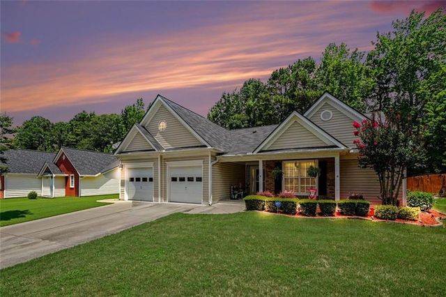 1924 Brittlebank Lane, Lawrenceville, GA 30043