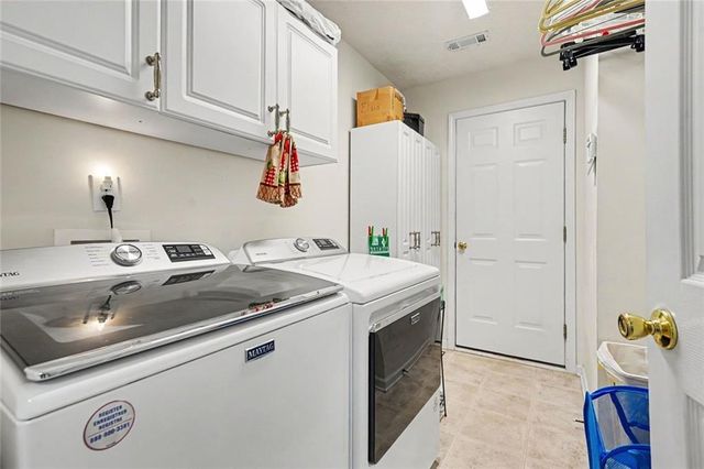 1924 Brittlebank Lane, Lawrenceville, GA 30043