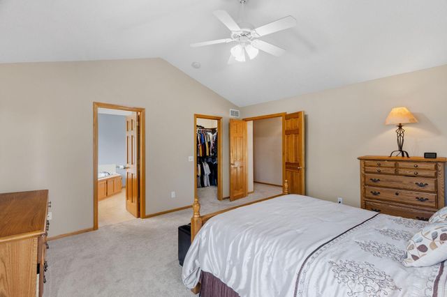 10053 Raleigh Court, Woodbury, MN 55129