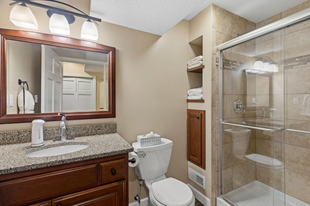 10053 Raleigh Court, Woodbury, MN 55129