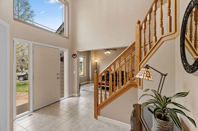 10053 Raleigh Court, Woodbury, MN 55129