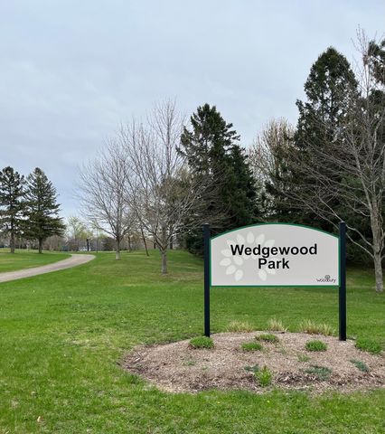 10053 Raleigh Court, Woodbury, MN 55129