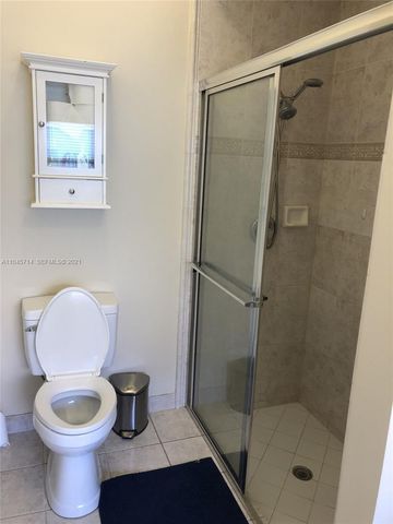 8583 Vía Serena, Boca Raton, FL 33433