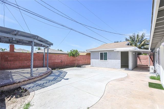 8872 Montrose Avenue, Westminster, CA 92683
