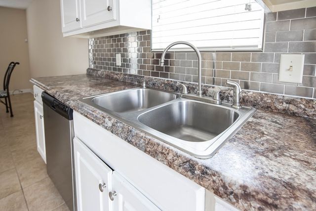 556 Douglas Drive, Ellerslie, GA 31807