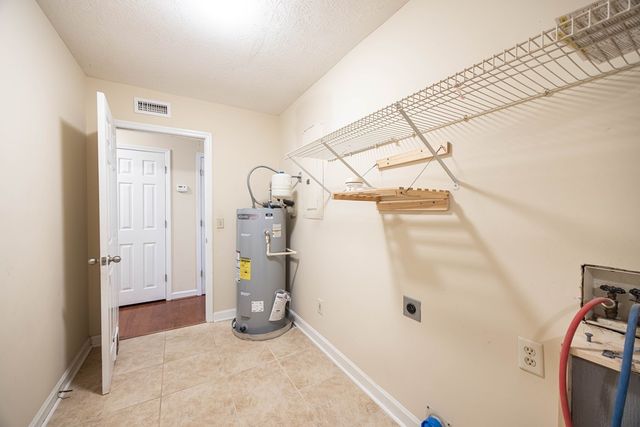 556 Douglas Drive, Ellerslie, GA 31807