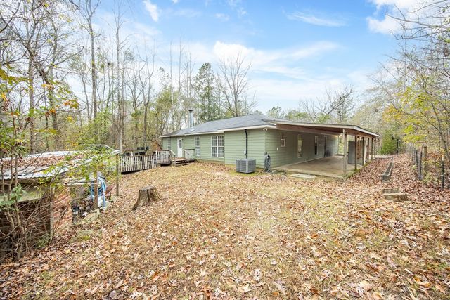 556 Douglas Drive, Ellerslie, GA 31807